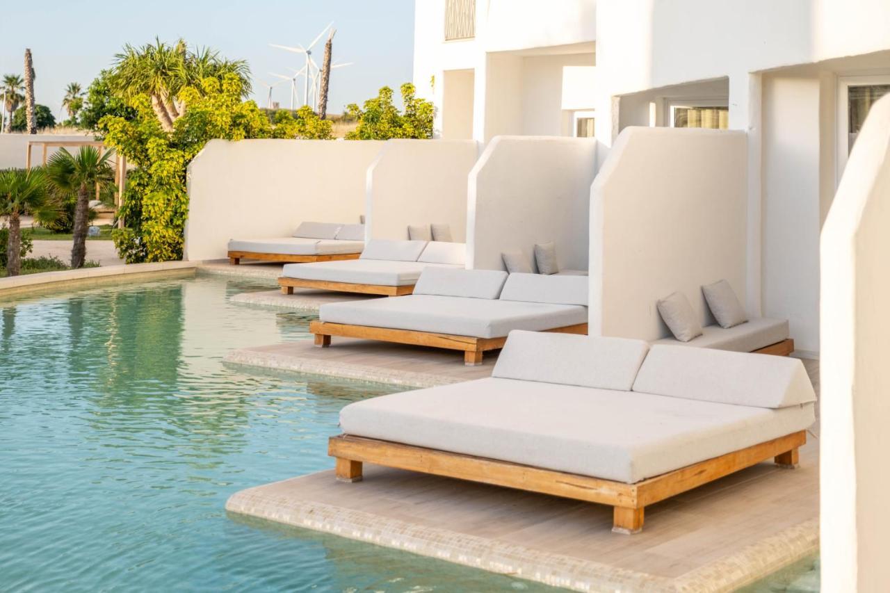 Zahara Beach & Spa By Qhotels - Adults Recommended Zahara de los Atunes Extérieur photo The hotel's pool