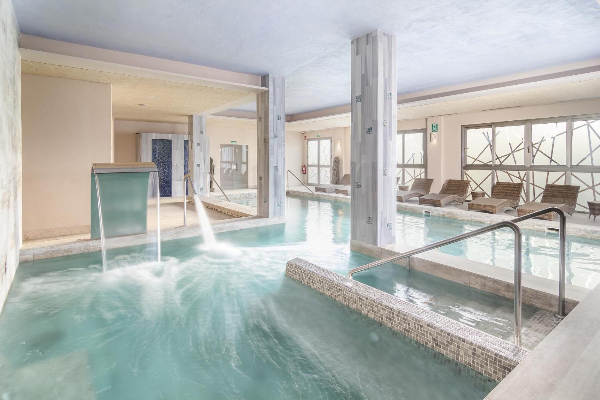 Zahara Beach & Spa By Qhotels - Adults Recommended Zahara de los Atunes Extérieur photo Spa at the Hotel